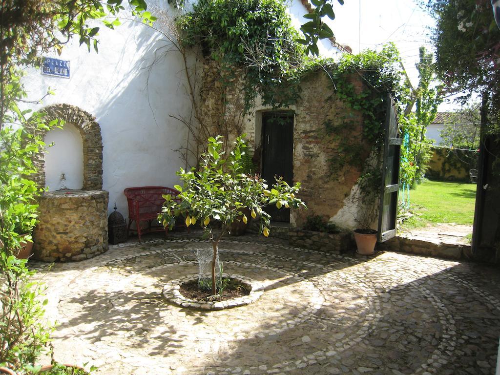 Posada del Castaño Castano de Robledo Exterior foto